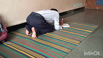 Gadis Perawan Kampus Digitui Guru Les Privat Sampai Merintih Nikmat.