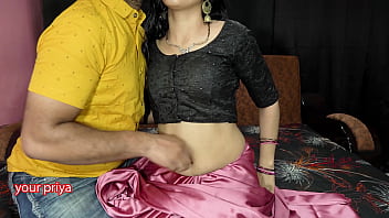जवान बेटे की गर्म देह से चुदकर माँ ने अपनी बुझाई हवस की आग, साफ हिंदी आवाज में