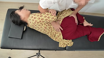 Pijat Erotik Gadis India Yang Menggairahkan