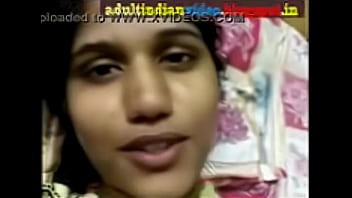 Cewek Selingkuh India Berbicara Hindi Dengan Gaya Seksi