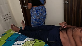 Kisah Mesra Dan Nafsu Tersembunyi Di Balik Pintu Rumah Dengan Pembantu Di India