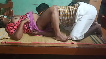 Bibi Desa Yang Seksi Dan Menggoda Membuat Video Panas Di Rumah