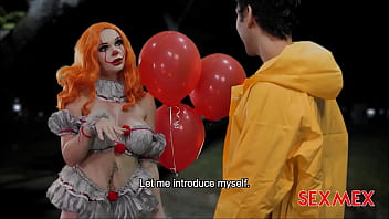 Malam Seram Penuh Nafsu: Emily Thorne Dalam Orgy Halloween Yang Mengerikan Dan Menggoda
