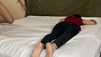 Gadis Perawan Digilir Paman Berkelamin Besar