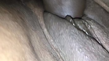 Gadis India Yang Menggoda Dengan Lekuk Tubuhnya Yang Memikat