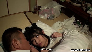 Runa Kobayashi, Gadis Jepang Seksi, Adegan Ranjang Tanpa Sensor