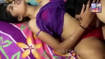 Gadis India Seksi Yang Menggoda