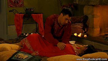 Ritual Mesum India: Rayuan Dan Goyangan Yang Menggoda