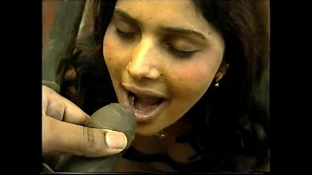 Film Porno India 2009: Adegan Mesum Dan Birahi Yang Membara