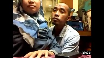 Tosca Hijab Melayu Jagoan Ngesot