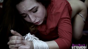 Bambi Brooks Menggoda Dan Menghancurkan Anak Tiriku
