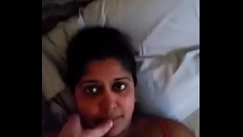 Gadis India Yang Cantik Dan Menggoda