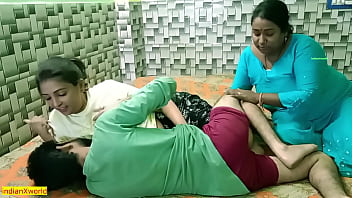 Gadis India Cantik Berbagi Pacarnya Dengan Bhabhi Untuk Adegan Seks Panas Dan Liar