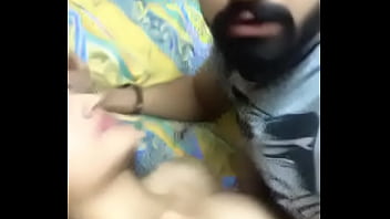 Gadis Desi Yang Menggoda