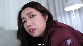 Istri Tionghoa Seksi Cici Dengan Payudara Besar Bermain Dengan Kontol Keras