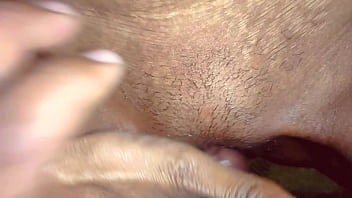 Bercinta Ganas Dengan Ibu Rumah Tangga Seksi Di Tengah Malam