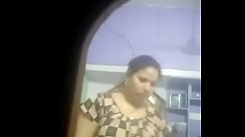 Bibir Ranum Tante India Matang Yang Menggoda