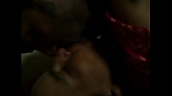 Bidadari Desi Yang Menggoda Dengan Mulut Sensualnya