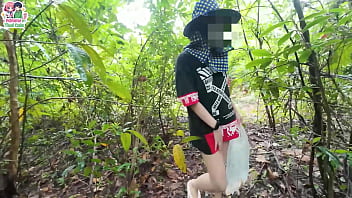 สาวไทยใจกล้าเปลือยหีโชว์ริมถนนท่ามกลางทุ่งนาอันเขียวขจี