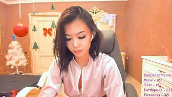 Apa Yang Akan Kau Lakukan Dengan Budak-budak Cinaku Yang Menggoda?