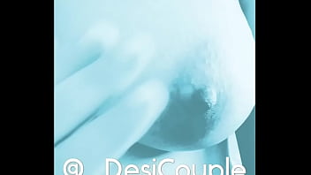 Istri Desi Bergumam Mesra Dengan Suara Hindi Yang Menggairahkan