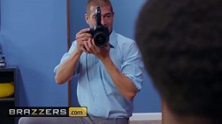 Cerita Istri Nyata – Chloe Cherry Dan Xander Corvus Bercinta Dengan Liar Di Brazzers