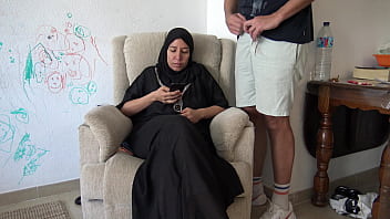 Ibu Tiri Arab Ganas Diguyur Spermanya Anak Tiri Yang Lagi Ngentot