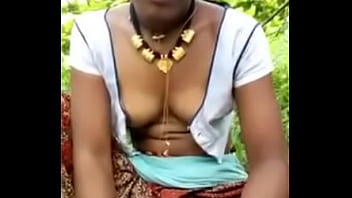 Gairah Liar Di Alam Terbuka Bersama Kekasih Desi