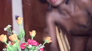Cara Aneh Bintang Tv Realitas Bersama Wartawan Seksi Bertitit Gede Yang Menemukan Pantat Sempitnya Di Lokasi Syuting. Tersedia Lengkap Di Xvideos Red.