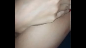 Novinha Gemendo De Tesão No Pau E Levando Tapas Na Bunda