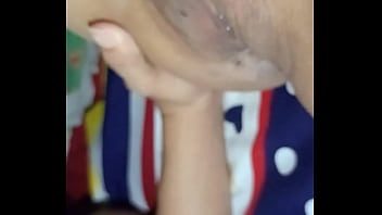 Ginagatasan Ng Stepson Ko Ang Aking Basang Puke Gamit Ang Malaking Dildo At Titi