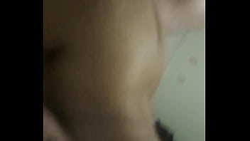 Menelan Kontol Tiongkok Yang Keras