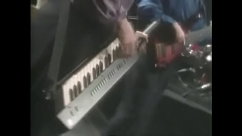 Perang Tari Dua Gadis Jazz Yang Menggoda Dengan Gerakan Menggairahkan
