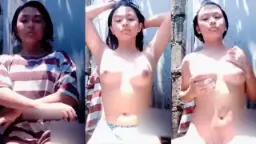 Gadis Cantik Manis Lagi Mandi Telanjang