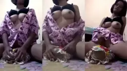 Gadis Cilik Berambut Pendek Dengan Payudara Besar Dan Bokong Montok