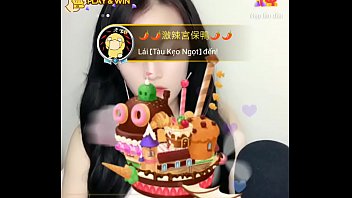 Gadis Asia Panas Menggodaku Di Siaran Langsung Uplive