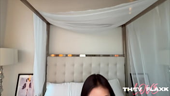 Mainan Tionghoa Kesayangan Nicole Doshi Mengocok Dan Memerah Batang Bbc Idolanya