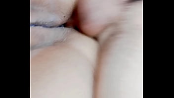 دعوة النار: استمع لصرخاتها وهي تتوسل للركوب من مؤخرتها