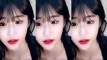 Em Gái Trung Khoe Thân Bốc Lửa Trên Tàu Lượn Siêu Tốc