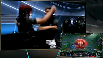 Tim Brasil Menggila Dengan 5 Pria Tiongkok Sampai Memeknya Basah Kuyup