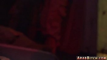 Perempuan Arab Dan Rumah Pelacuran Perut Seksi Afghanistan Ada!