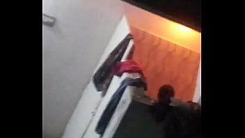 Mandi Telanjang Ala India Yang Menggoda