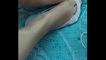 Aku Meniduri Ibu Tiriku Saat Pijat – Percakpan Panas Amatir Rusia