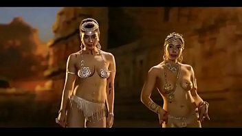 Gadis India Yang Menggoda Dengan Lekuk Tubuh Yang Memabukkan