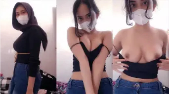 Mbak Pengacara Berjilbab Goyang Hot Menggoda