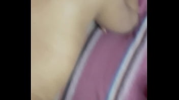 Goyangan Pantat Desi Yang Menggoda Dalam Doggy Style