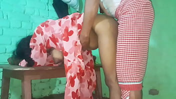 Kakak Tiri Dan Adik Tiri Di Desa India Yang Tersulut Gairah