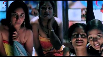 Gadis Nakal Nonton Video Mesum – Adegan Panas – Zehreeli Nagin [2012] – Dub Hindi