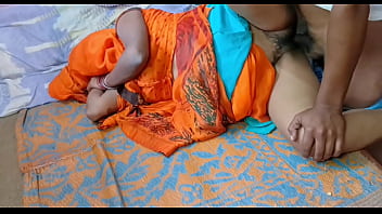 Pasangan India Bikin Heboh Dengan Adegan Panas Yang Menggoda