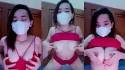 Ceca Menggoda Uting Dengan Susu Bening Yang Mulus Menggairahkan